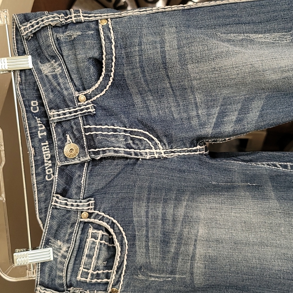 Cowgirl Tuff Victory Jeans 26 x 33